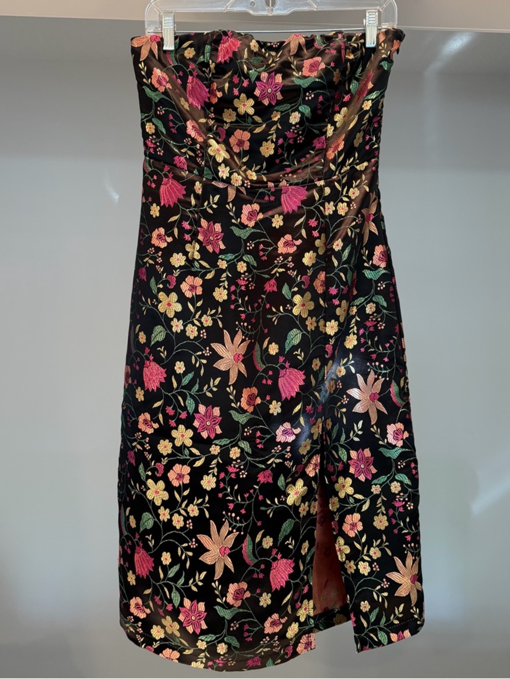 Lulu’s Make a Move Black Satin Floral Jacquard Strapless Midi Dress - Picture 3 of 7
